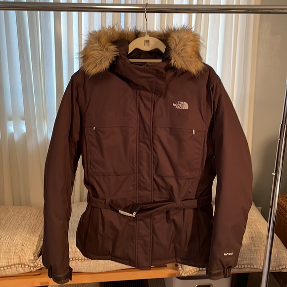 North Face winter coat - Picture 3 of 8